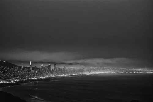 blackandwhitephotography,copacabana,rio de janeiro 2016,bora french,viña del mar,busan,rio,busan night scene,grey sea,gray-scale,monochrome photography,black city,busan sea,stieglitz,niterói,lima,rio de janeiro,film noir,sanfrancisco,wave of fog,Art,Artistic Painting,Artistic Painting 40