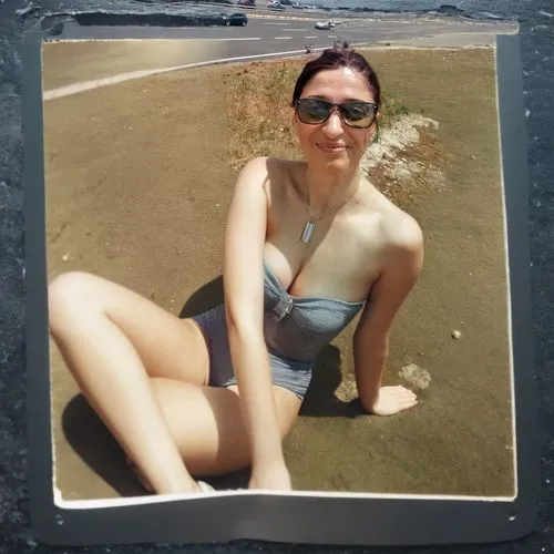 disposable camera,instant camera,digital photo frame,polaroid pictures,retro frame,polaroid,photo frame,petra tou romiou,image scanner,beach background,diamond head,lubitel 2,dead sea,ibiza,eilat,film frames,lover's beach,picture frame,ayia napa,the dead sea