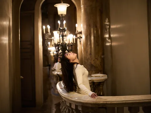 chandelier,four poster,doll's house,wedding photography,vanity fair,bridal suite,ao dai,the girl in the bathtub,victorian style,downton abbey,princess sofia,the girl is lying on the floor,the girl in nightie,rapunzel,cosplay image,neoclassical,pianist,melody,cinderella,queen of the night