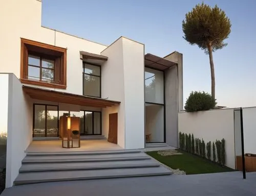 modern house,fresnaye,modern architecture,dunes house,stucco frame,neutra,exterior decoration,vivienda,eichler,stucco wall,gold stucco frame,modern style,mid century house,duplexes,tonelson,siza,corbu,residential house,cubic house,prefab,Photography,General,Realistic