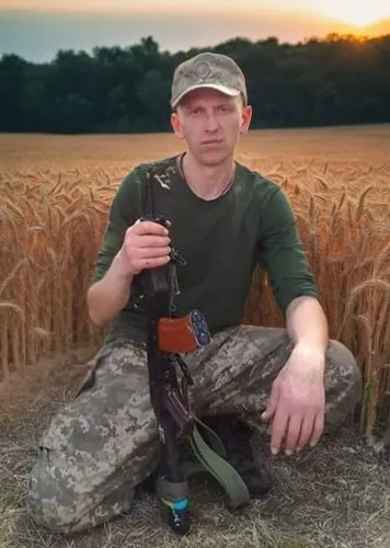 survivorman,berezniki,agrarianism,bergdahl,zakharchenko,azov,bosak,dmitrij,bottomland,ulek,berezutskiy,ukrop,muzzleloading,specnaarms,eastern ukraine,belarusian,field pigeon,ventsislav,pivka,backstrap