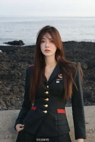 性感制服,a woman standing in front of the ocean,busan sea,azerbaijan azn,haeju,meiling,kikkawa,sonatine