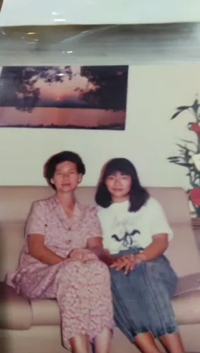 grandmom,chenla,grandera,conservatorship,nannie,binh,nanay,old photos,grandmothers,jialing,laotians,grandmother,grandis,asiaticas,micronesians,grandmas,encontrado,dadong,undefined,grandparent