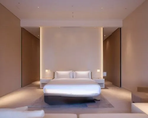 modern minimalist lounge,sleeping room,modern room,great room,contemporary decor,interior modern design,amanresorts,interior design,guest room,chambre,guestrooms,bedrooms,bedroomed,headboards,luxury home interior,daybeds,modern decor,interior decoration,luxury bathroom,bedroom