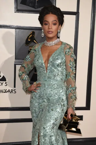 step and repeat,green mermaid scale,gown,a woman,oscars,african american woman,serving,zil,ball gown,full length,female hollywood actress,tiana,arriving,mermaid scale,fabulous,queen,red carpet,queen s,trash the dres,mogul,Art,Classical Oil Painting,Classical Oil Painting 36