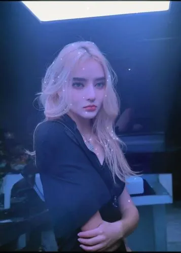 kanam,ariela,ziu,gowon,lapsley,video scene