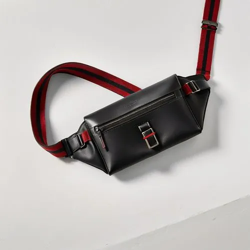 hindmarch,crossbody,messenger bag,pattern bag clip,fendi,climbing harness,Photography,Fashion Photography,Fashion Photography 15