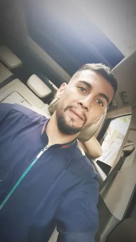 hasan,huwaidi,saeid,abdulkarim,dashti,manadel,in car,abdelrahman,vahdat,ziyad,abdalmahmood,nakhid,hossam,saqib,mohammadzadeh,waqas,mohammedawi,hosni,mobile click,nawzad