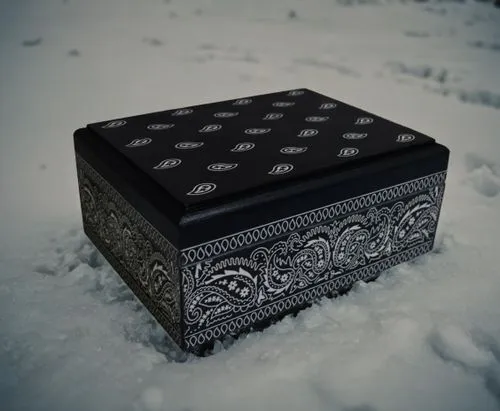 card box,lyre box,gift box,giftbox,tea box,chess cube,gift boxes,little box,wooden box,pen box,eternal snow,index card box,cigarette box,musical box,moneybox,magic cube,box set,music box,cube surface,infinite snow