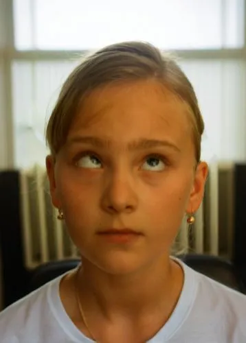 darci,vilde,thunberg,bjorke,agnete,finnbogadottir,amblyopia,lilyana,svea,kiernan,ebba,sanne,kotova,the girl's face,girl in t-shirt,greenscreen,maddie,kaljurand,brynn,timoshenko