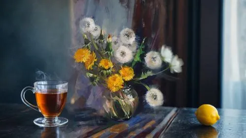 Рядом стакан с чаем и лимон,still life photography,flower tea,still life of spring,summer still-life,chamomile,sazerac,marguerita,chrysanthemum tea,autumn still life,flowering tea,camomile,camomile fl