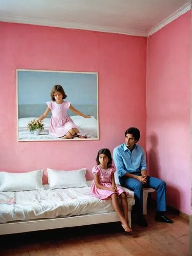 eggleston,rohmer,mccurry,the little girl's room,lachapelle,kubrick,gondry,bourdin,thorgerson,chabrol,tarkovsky,greenaway,kusturica,fassbinder,cortazar,dicorcia,avedon,little girl in pink dress,autochrome,tenenbaums,Photography,Documentary Photography,Documentary Photography 12