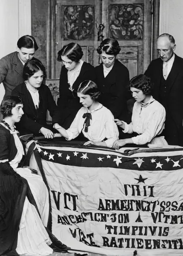 suffragette,girl scouts of the usa,american red cross,liberty cotton,voting,1921,general assembly,flag day (usa),women's rights,mary pickford - female,1926,1925,health care workers,twenties women,internationalwomensday,international women's day,1940 women,millicent fawcett,prohibition,1906,Illustration,Vector,Vector 03