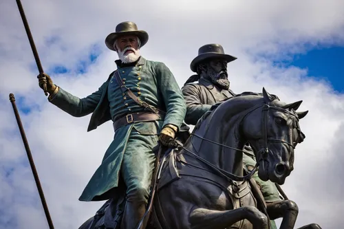 equestrian statue,man and horses,andrew jackson statue,don quixote,victor emmanuel ii monument,gunfighter,the statue,george washington,lincoln monument,conquistador,stagecoach,statues,cavalry,abraham lincoln monument,statue,liberty statue,bronze horseman,western riding,general lee,founding,Art,Classical Oil Painting,Classical Oil Painting 05