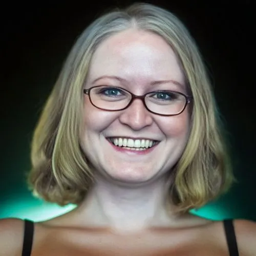 naked woman, short hair, broad shoulders, full figured,gudmundsdottir,malmstroem,drosselmeier,heinzmann,joosten,kaljurand,lienen,frauke,albrechtsen,sinema,risberg,finnbogadottir,kristjansdottir,benedi