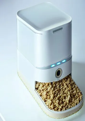 smarttoaster,ice cream maker,popcorn machine,microbrewer,spice grater,rice cooker,Photography,General,Realistic