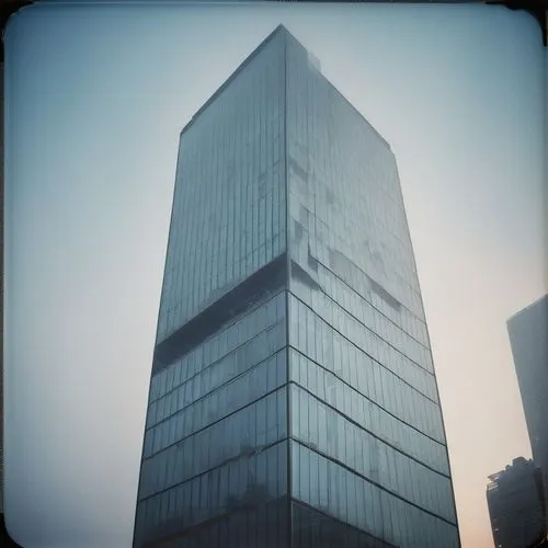 lubitel 2,bunshaft,skyscraping,tishman,pinhole,citicorp,skycraper,pc tower,antilla,morphosis,javits,knoedler,glass building,vinoly,monolithic,steel tower,1 wtc,koolhaas,enron,gotshal,Photography,Documentary Photography,Documentary Photography 03